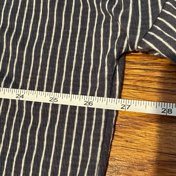 Tie Front Terra And Sky Top - Picture 4 of 6